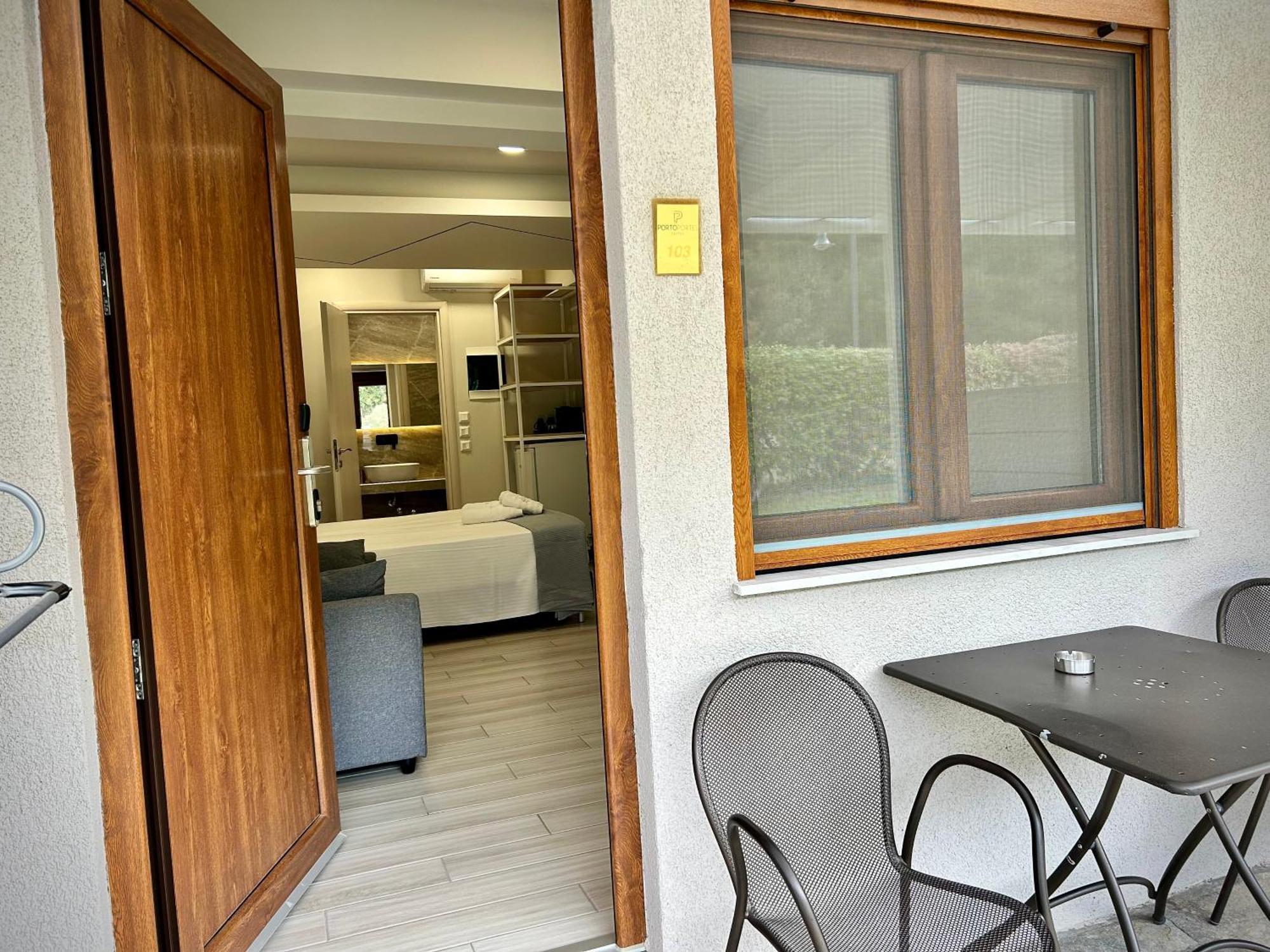 נאה פוטידאה Porto Portes Suites מראה חיצוני תמונה